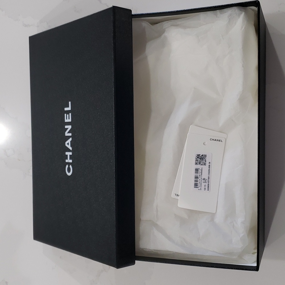 Chanel shoe box